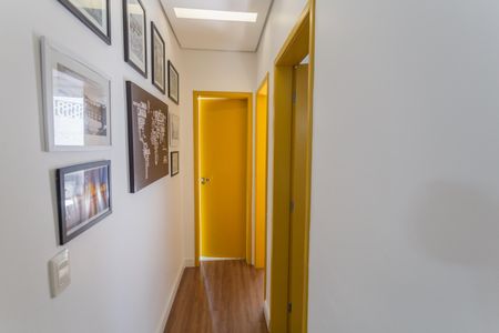 Apartamento para alugar com 74m², 2 quartos e 1 vagaCorredor