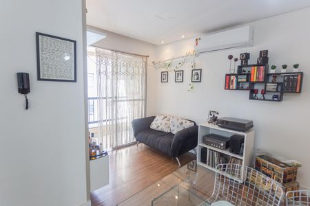 Apartamento para alugar com 74m², 2 quartos e 1 vagaSala