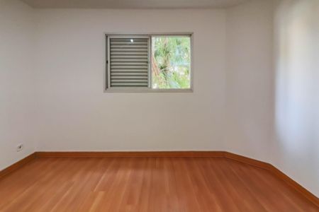 Apartamento à venda com 67m², 2 quartos e 1 vagaQuarto 2