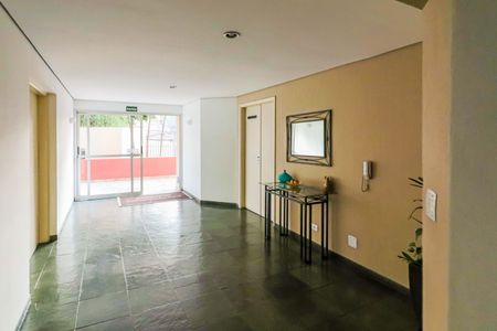 Apartamento à venda com 67m², 2 quartos e 1 vagaÁrea comum - Hall de entrada