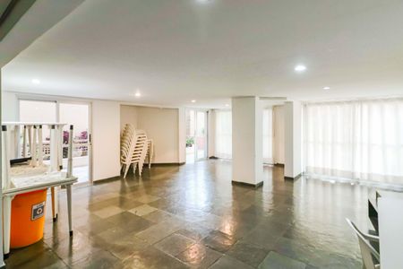 Apartamento à venda com 67m², 2 quartos e 1 vagaÁrea comum - Salão de festas