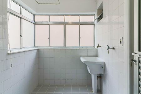 Apartamento à venda com 67m², 2 quartos e 1 vagaÁrea de Serviço