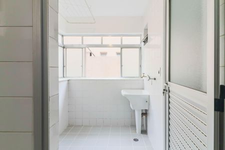 Apartamento à venda com 67m², 2 quartos e 1 vagaÁrea de Serviço