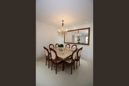 Apartamento à venda com 170m², 3 quartos e 3 vagasSala