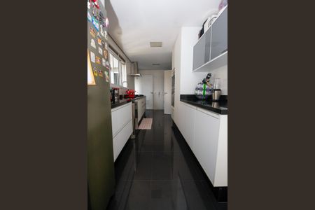 Apartamento à venda com 170m², 3 quartos e 3 vagasCozinha