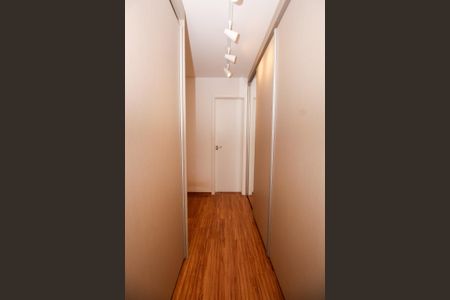 Apartamento à venda com 170m², 3 quartos e 3 vagasSuíte 2