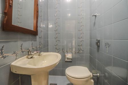 Casa à venda com 159m², 3 quartos e 2 vagas Casa à venda com 159m², 3 quartos e 2 vagasLavabo