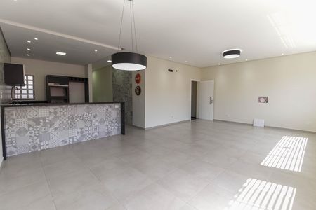 Casa à venda com 252m², 4 quartos e 3 vagasSala 1