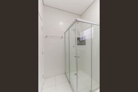 Casa à venda com 252m², 4 quartos e 3 vagasBanheiro 2