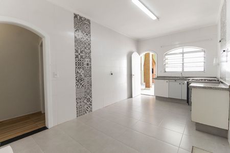 Casa à venda com 252m², 4 quartos e 3 vagasCozinha 2