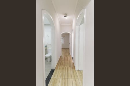 Casa à venda com 252m², 4 quartos e 3 vagasCorredor 1