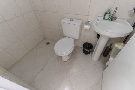 Casa à venda com 252m², 4 quartos e 3 vagasBanheiro de serviço