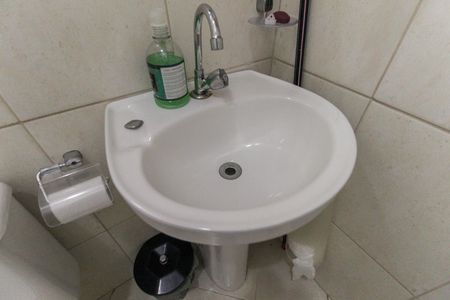 Casa à venda com 252m², 4 quartos e 3 vagasBanheiro de serviço