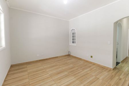 Casa à venda com 252m², 4 quartos e 3 vagasSala 2