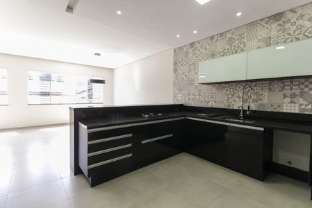 Casa à venda com 252m², 4 quartos e 3 vagasCozinha 1