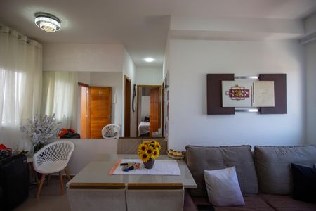 Apartamento para alugar com 46m², 2 quartos e 1 vaga Apartamento para alugar com 46m², 2 quartos e 1 vagaSala