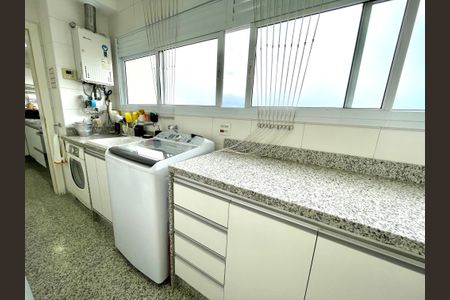 Apartamento à venda com 186m², 3 quartos e 5 vagasÁrea de Serviço