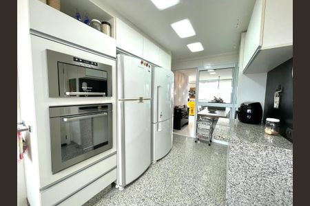 Apartamento à venda com 186m², 3 quartos e 5 vagasCozinha