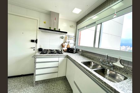 Apartamento à venda com 186m², 3 quartos e 5 vagasCozinha