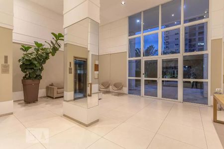 Apartamento à venda com 186m², 3 quartos e 5 vagas Apartamento à venda com 186m², 3 quartos e 5 vagasÁrea comum