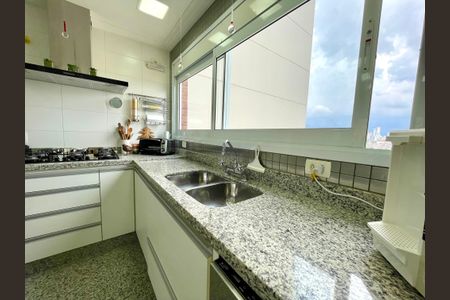 Apartamento à venda com 186m², 3 quartos e 5 vagasCozinha