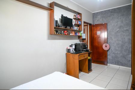 Casa à venda com 220m², 5 quartos e 4 vagasQuarto 2 - Suite