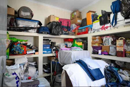 Casa à venda com 220m², 5 quartos e 4 vagasDepósito