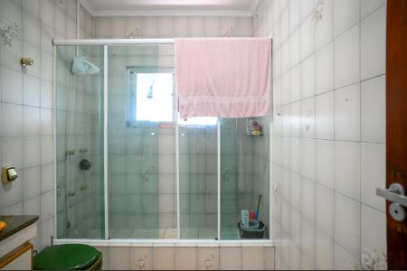 Casa à venda com 220m², 5 quartos e 4 vagasBanheiro Social