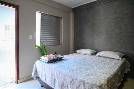 Casa à venda com 220m², 5 quartos e 4 vagasQuarto 4