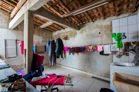 Casa à venda com 198m², 4 quartos e 2 vagas Casa à venda com 198m², 4 quartos e 2 vagasÁrea de serviço