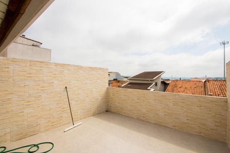 Casa à venda com 198m², 4 quartos e 2 vagas Casa à venda com 198m², 4 quartos e 2 vagasÁrea externa do sótão