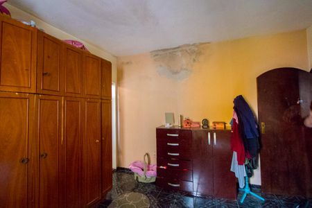 Casa à venda com 198m², 4 quartos e 2 vagas Casa à venda com 198m², 4 quartos e 2 vagasQuarto 2