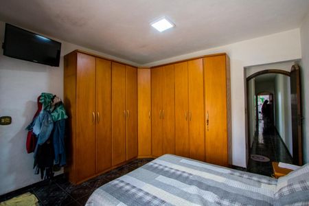 Casa à venda com 198m², 4 quartos e 2 vagas Casa à venda com 198m², 4 quartos e 2 vagas Suíte