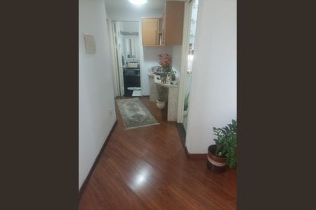 Apartamento à venda com 60m², 2 quartos e 1 vagaFoto 02