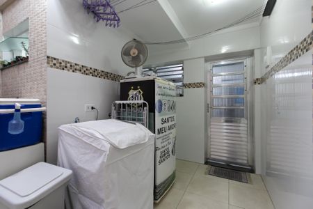 Casa à venda com 108m², 2 quartos e 1 vaga Casa à venda com 108m², 2 quartos e 1 vagaÁrea de Serviço