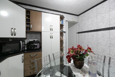 Casa à venda com 108m², 2 quartos e 1 vaga Casa à venda com 108m², 2 quartos e 1 vagaCozinha