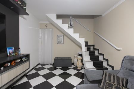 Casa à venda com 108m², 2 quartos e 1 vaga Casa à venda com 108m², 2 quartos e 1 vagaSala