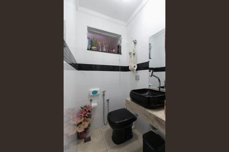 Casa à venda com 108m², 2 quartos e 1 vaga Casa à venda com 108m², 2 quartos e 1 vagaBanheiro 2