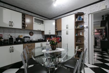 Casa à venda com 108m², 2 quartos e 1 vaga Casa à venda com 108m², 2 quartos e 1 vagaCozinha