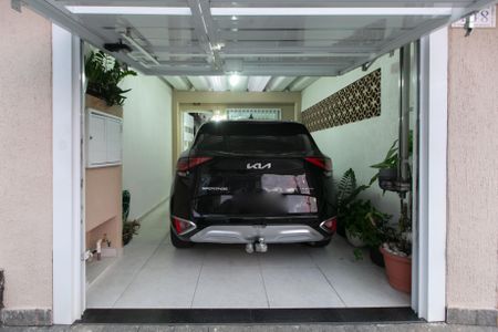 Casa à venda com 108m², 2 quartos e 1 vaga Casa à venda com 108m², 2 quartos e 1 vagaGaragem