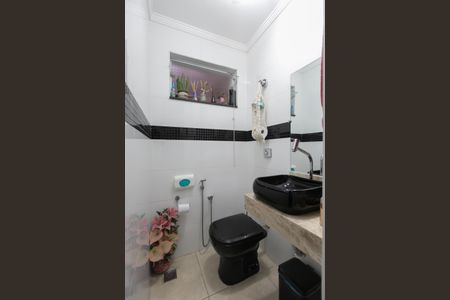 Casa à venda com 108m², 2 quartos e 1 vaga Casa à venda com 108m², 2 quartos e 1 vagaBanheiro 2