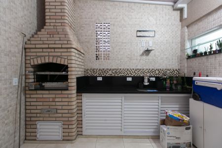 Casa à venda com 108m², 2 quartos e 1 vaga Casa à venda com 108m², 2 quartos e 1 vagaQuintal / Churrasqueira