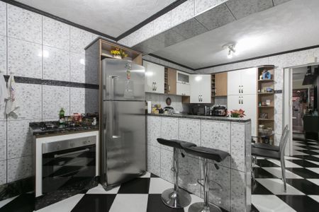 Casa à venda com 108m², 2 quartos e 1 vaga Casa à venda com 108m², 2 quartos e 1 vagaCozinha