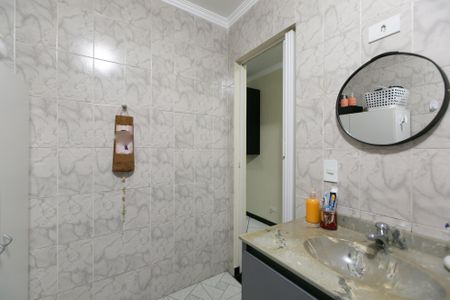 Casa à venda com 108m², 2 quartos e 1 vaga Casa à venda com 108m², 2 quartos e 1 vagaBanheiro da Suíte