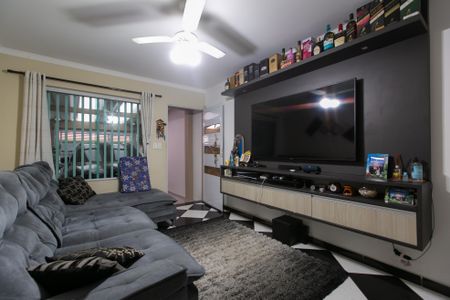 Casa à venda com 108m², 2 quartos e 1 vaga Casa à venda com 108m², 2 quartos e 1 vagaSala