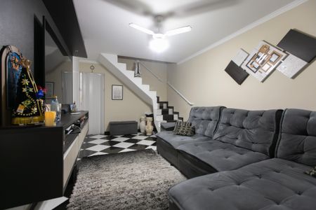 Casa à venda com 108m², 2 quartos e 1 vaga Casa à venda com 108m², 2 quartos e 1 vagaSala