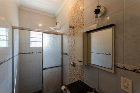 Casa à venda com 188m², 5 quartos e 2 vagasBanheiro - Casa 2