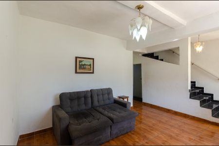 Casa à venda com 188m², 5 quartos e 2 vagasSala Casa 1