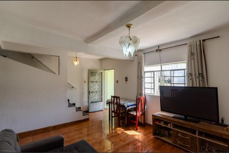 Casa à venda com 188m², 5 quartos e 2 vagasSala Casa 1