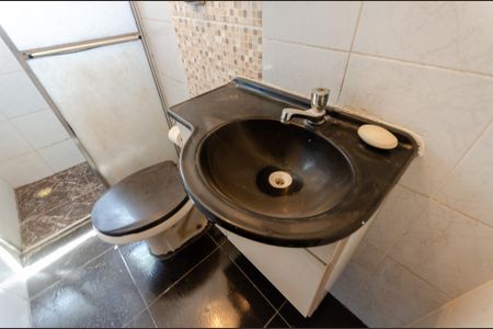 Casa à venda com 188m², 5 quartos e 2 vagasBanheiro - Casa 2